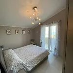Апартаменты Osvaldo 16 E 32 *