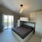 Osvaldo 16 E 32 Апартаменты